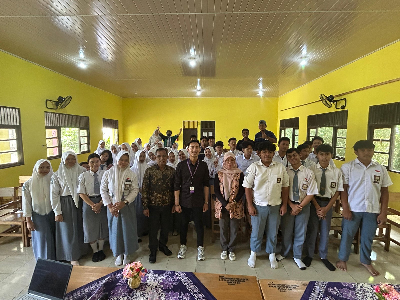 Sosialisasi Dunia Kerja di SMKN 1 Pulang Pisau, Bekali Siswa dengan CV dan Teknik Wawancara
